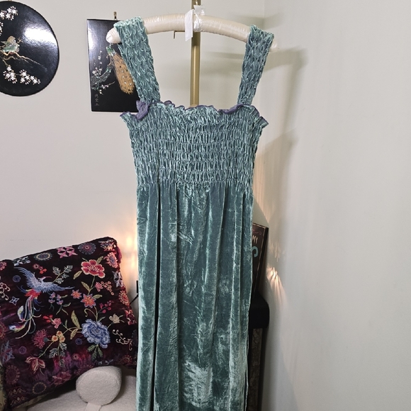 Free People Dresses & Skirts - Free People Sapphire Velvet Maxi Dress